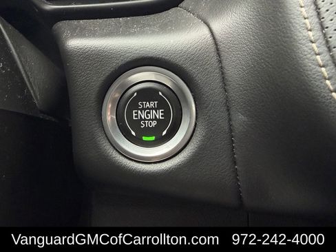 Used 2023 GMC Yukon XL SLT image 24