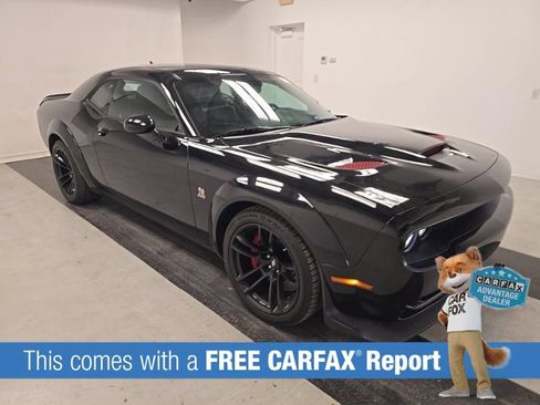 Used 2023 Dodge Challenger R/T Scat Pack RWD image 3
