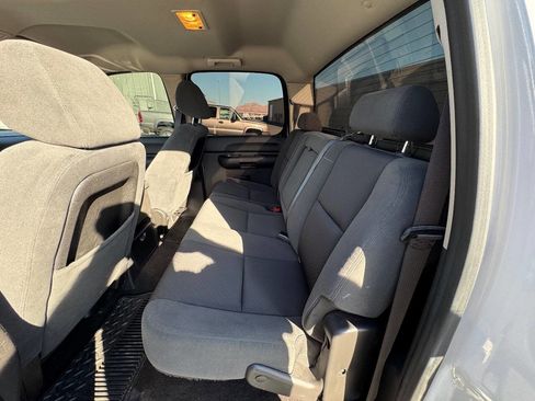 Used 2009 GMC Sierra 3500 SLE w/ Convenience Package image 20