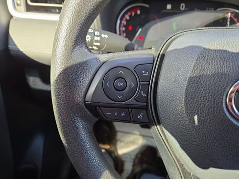 Used 2023 Toyota RAV4 XLE image 18