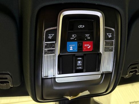 New 2026 RAM 1500 4x4 Crew Cab image 26