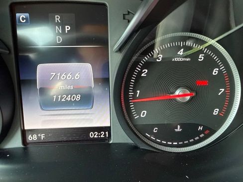 Used 2018 Mercedes-Benz GLC 300 4MATIC image 15