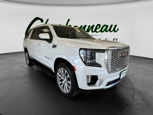 Used 2024 GMC Yukon XL Denali w/ Advanced Technology Package AWD/4WD image 7