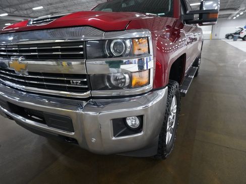 Used 2019 Chevrolet Silverado 2500 LTZ w/ Duramax Plus Package image 21