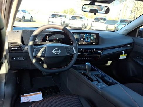 New 2026 Nissan Sentra SR image 9