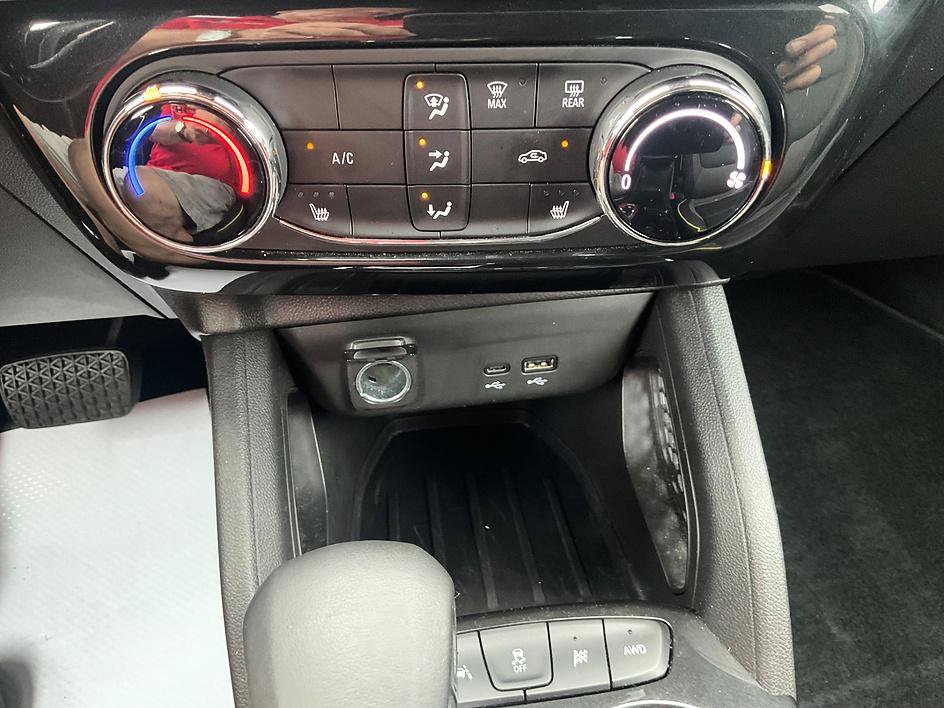 Used 2024 Chevrolet TrailBlazer ACTIV w/ Driver Confidence Package AWD/4WD image 23