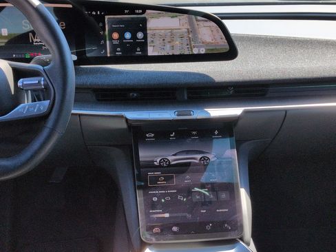 Used 2024 Lucid Air Touring AWD/4WD image 29