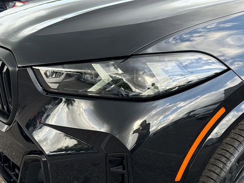 New 2026 BMW X5 xDrive40i w/ M Sport Package AWD/4WD image 9
