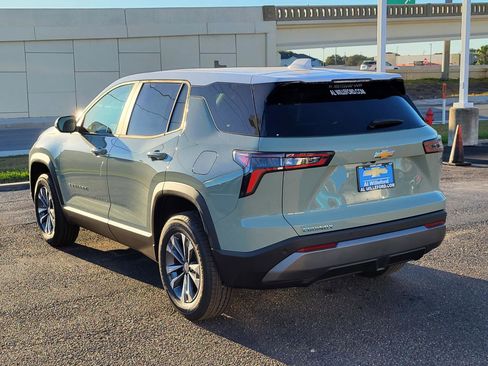 New 2026 Chevrolet Equinox LT image 3