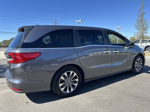 Certified 2023 Honda Odyssey EX-L image 6