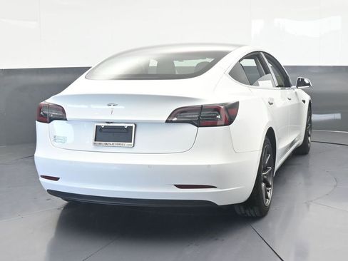 Used 2019 Tesla Model 3 image 5