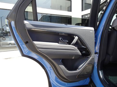 Used 2024 Land Rover Range Rover Sport SV Edition One Carbon Bronze image 17