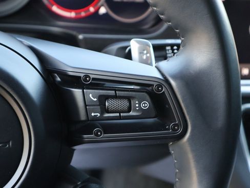 Used 2022 Porsche Panamera 4 Platinum Edition w/ Assistance Package image 30