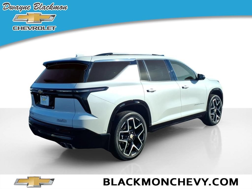 Used 2025 Chevrolet Traverse High Country w/ LPO, Floor Liner Package AWD/4WD image 3