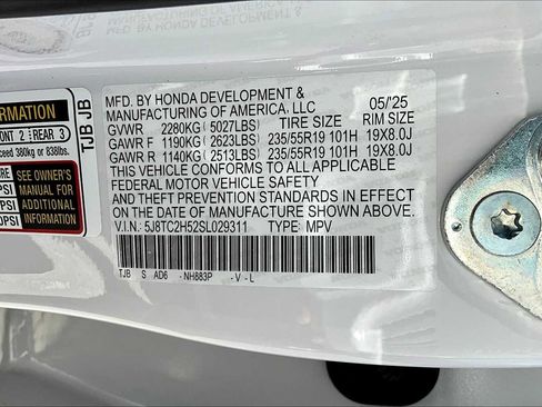 Certified 2025 Acura RDX w/Technology Package image 21