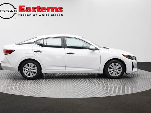 Used 2024 Nissan Sentra S image 4