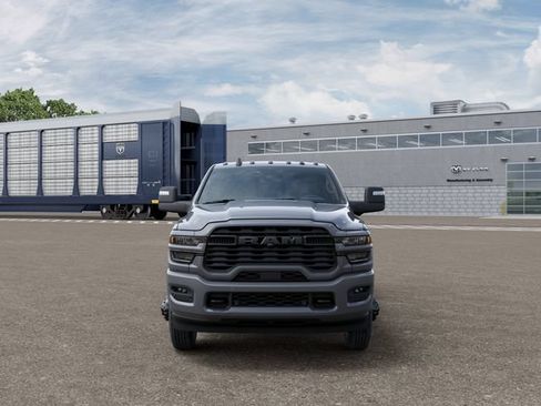 New 2026 RAM 3500 Big Horn AWD/4WD image 7