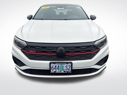 Used 2019 Volkswagen Jetta GLI image 2
