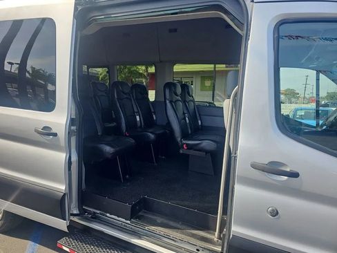 Used 2016 Ford Transit 350 XLT RWD image 12