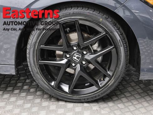 Used 2025 Honda Civic Sport image 30