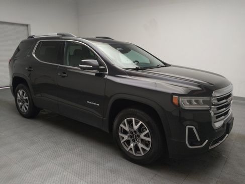 Used 2020 GMC Acadia SLT w/ Premium Package FWD image 11