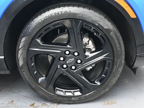 Used 2025 Chevrolet Equinox EV RS FWD image 36