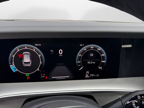 New 2026 Volkswagen Tiguan SE R-Line image 11