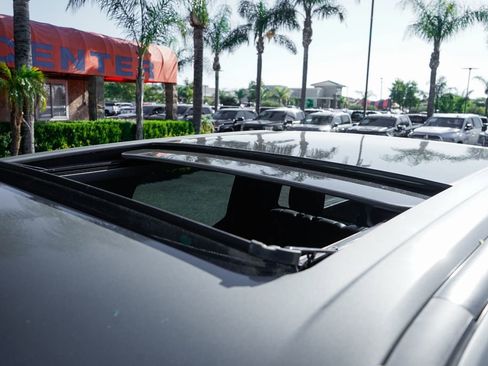 Used 2019 Ford F350 Lariat w/ Lariat Ultimate Package image 28