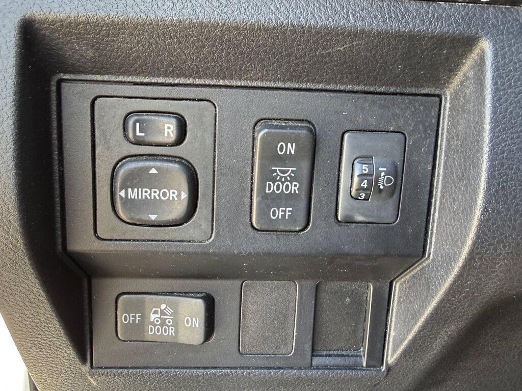 Used 2016 Toyota Tundra SR RWD image 27