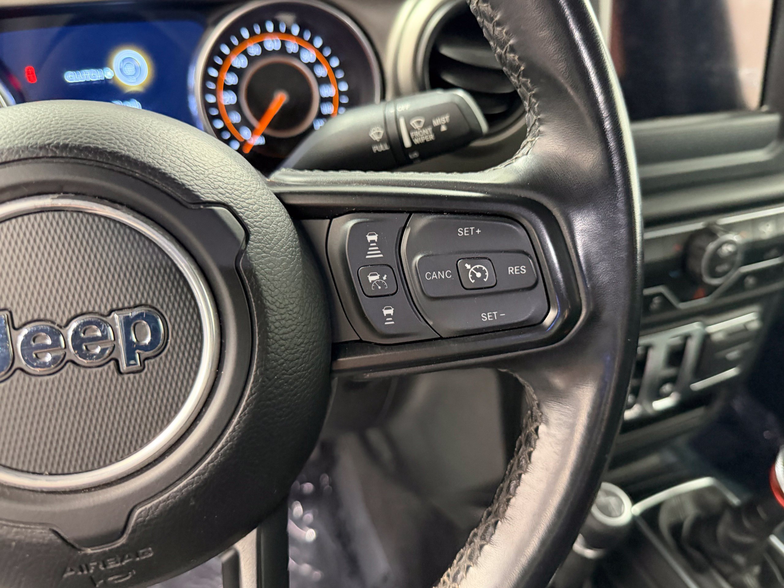 Used 2021 Jeep Wrangler Sport AWD/4WD image 29