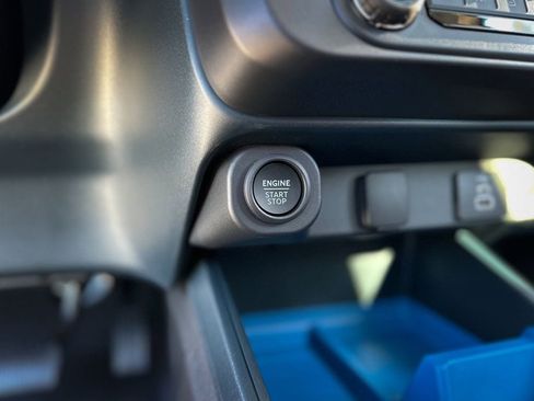 New 2025 Ford Maverick XLT image 43