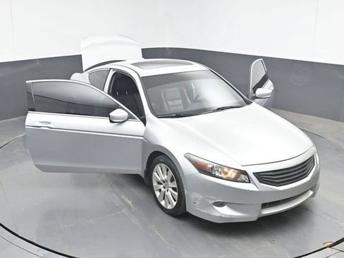 Used 2009 Honda Accord EX-L image 42