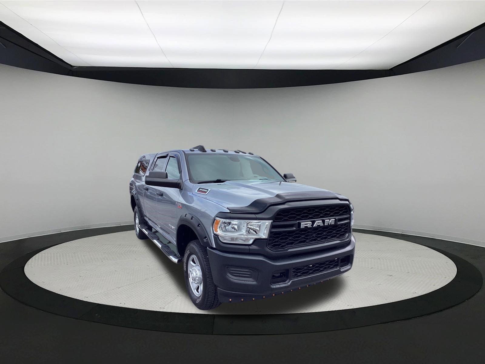 Used 2022 RAM 3500 Tradesman AWD/4WD image 2