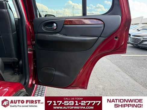 Used 2007 GMC Envoy Denali image 14