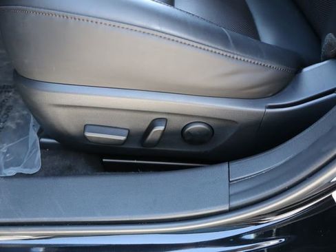 Used 2024 MAZDA MAZDA3 Hatchback w/Premium Plus Pkg AWD/4WD image 14