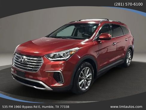 Used 2017 Hyundai Santa Fe SE FWD image 2