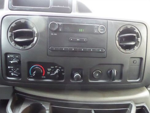 Used 2011 Ford E-350 and Econoline 350 XL w/ PWR Windows & Locks Group image 13