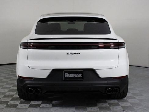 New 2026 Porsche Cayenne E-Hybrid image 6
