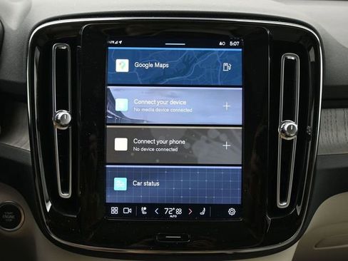 Used 2023 Volvo XC40 B4 Plus w/ Driver Assist Package image 13