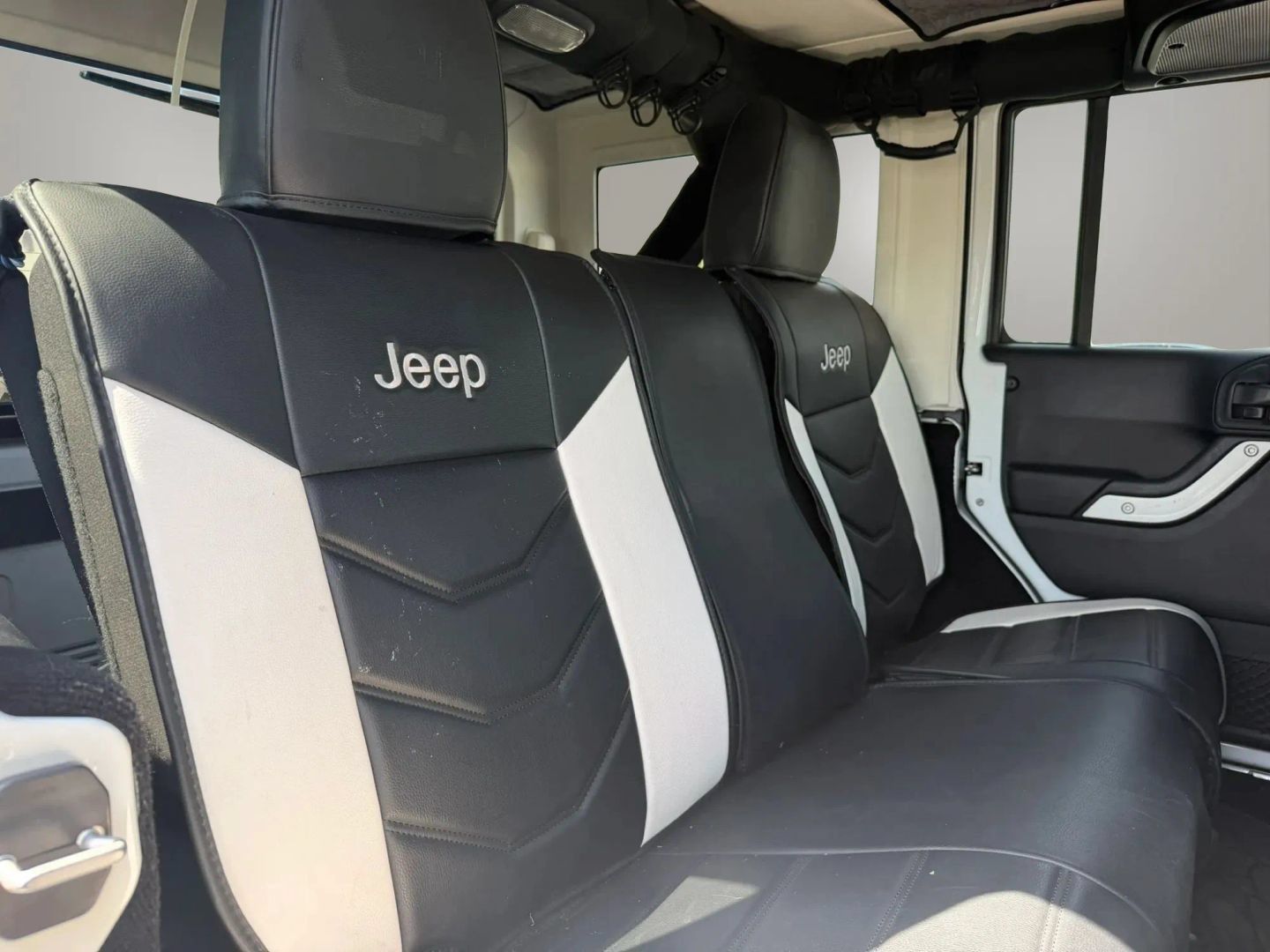 Used 2016 Jeep Wrangler Unlimited Sport w/ Quick Order Package 24S AWD/4WD image 18