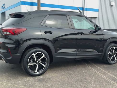 Certified 2023 Chevrolet TrailBlazer RS image 2