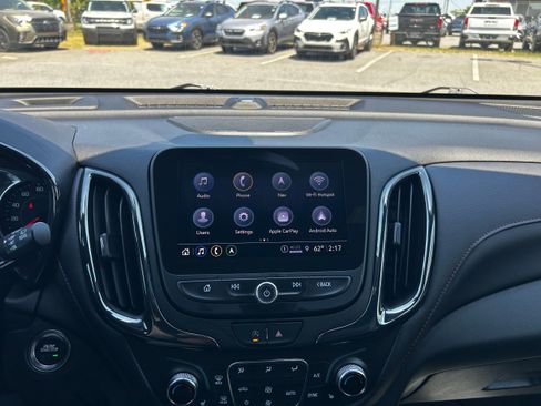 Used 2022 Chevrolet Equinox RS w/ RS Leather Package AWD/4WD image 9