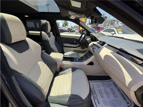 Used 2018 Land Rover Range Rover Evoque HSE Dynamic AWD/4WD image 33