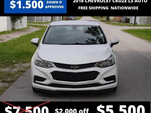 Used 2018 Chevrolet Cruze LS FWD image 2