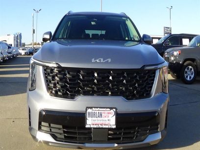 Used 2024 Kia Sorento S
