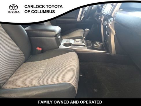 Used 2016 Toyota 4Runner SR5 AWD/4WD image 21
