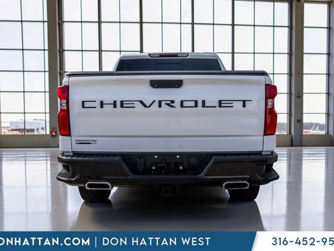 Used 2021 Chevrolet Silverado 1500 LT Trail Boss w/ Convenience Package II AWD/4WD image 32