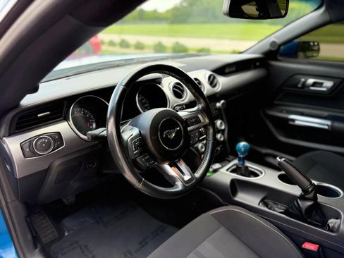 Used 2019 Ford Mustang GT image 12