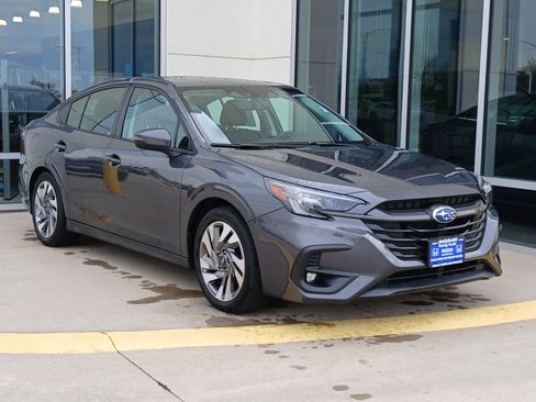 Used 2024 Subaru Legacy Limited AWD/4WD image 4