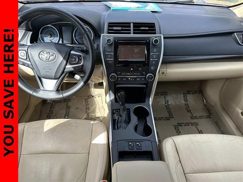 Used 2015 Toyota Camry XLE image 15